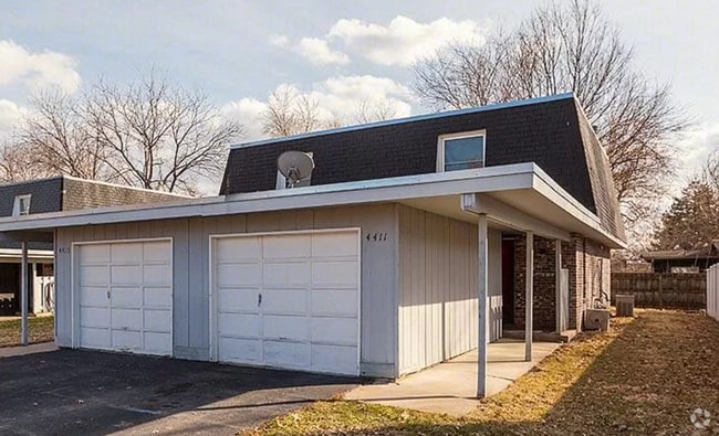 Building Photo - 4411-4415 Colfax Circle Unit 4411 Colfax Circle Rental