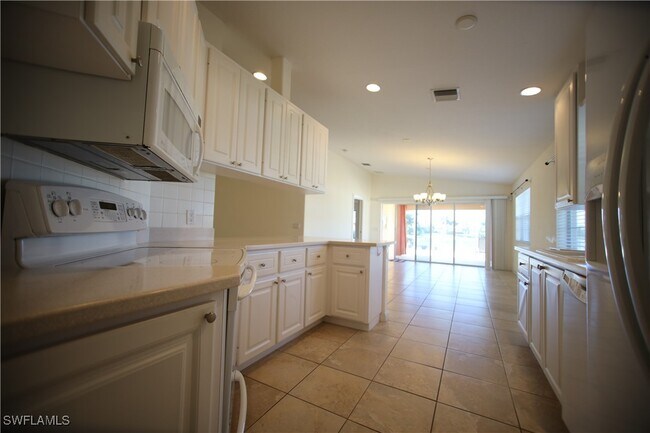 Photo - 7558 Rozzini Ln