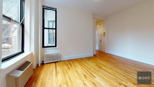 Building Photo - 200 Riverside Dr Unit 6D Rental