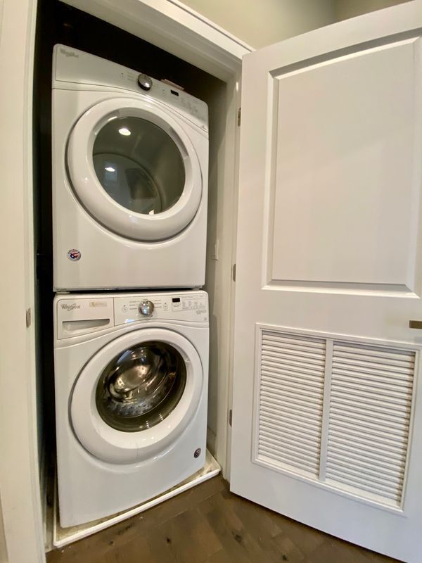 Photo - 317 W Evergreen Ave