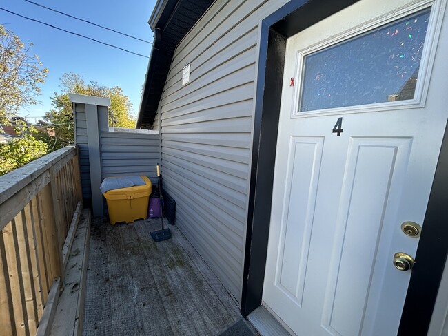 Photo - 145 Ross St Unité 4