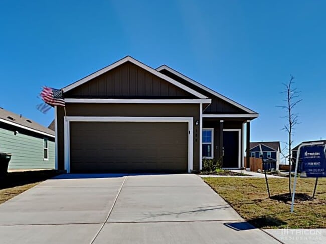 Photo - 108 Mica Trl