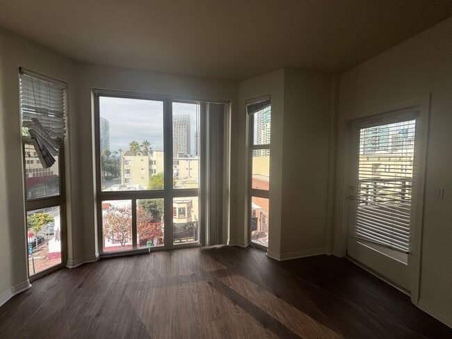 Photo - Stunning 2-Bedroom Condo with Panoramic Do...