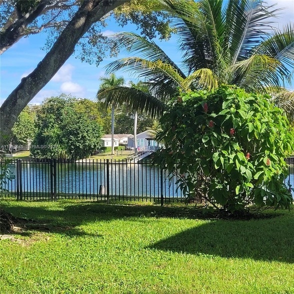 Photo - 8301 SW 142nd Ave Unidad A209