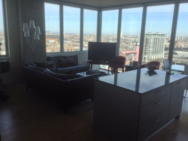 Photo - 659 W Randolph St Unit 1709