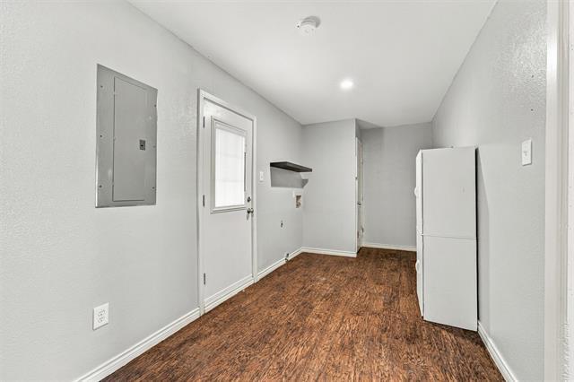 208 N Hickory
