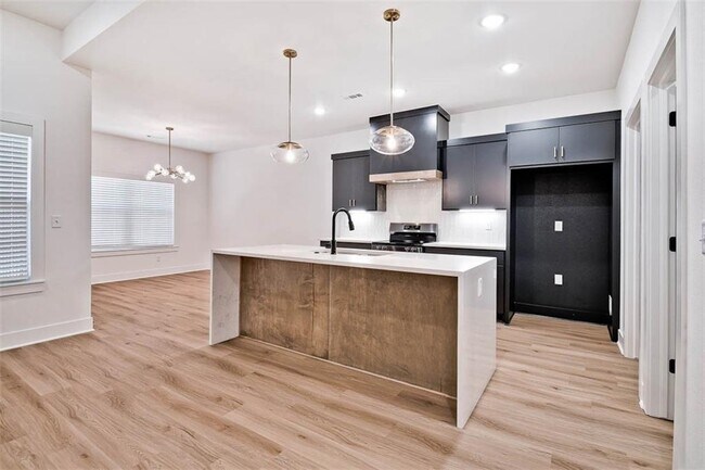 Photo - 1 Consett Ln