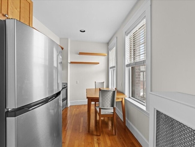 Photo - 110 Lanark Rd