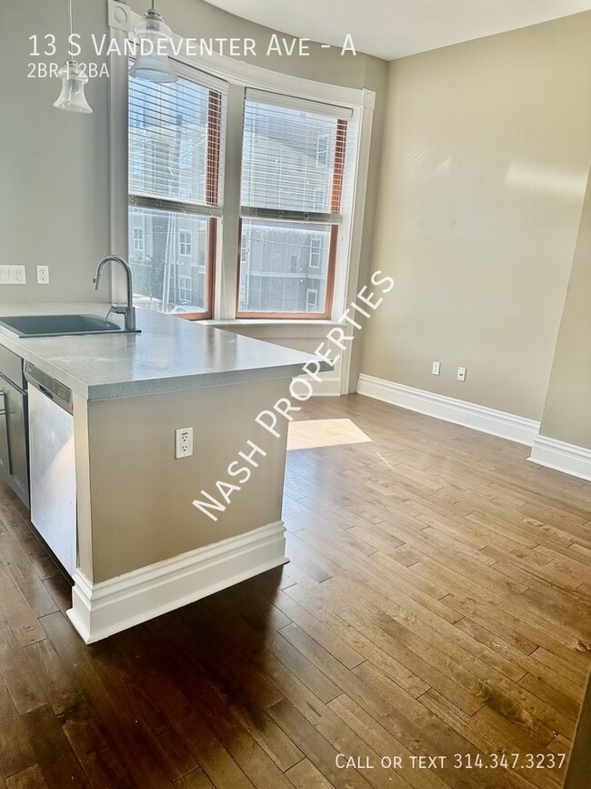 $1300 - 2 Bed / 2 Bath in Central West End... - $1300 - 2 Bed / 2 Bath in Central West End... Apartment Unit A