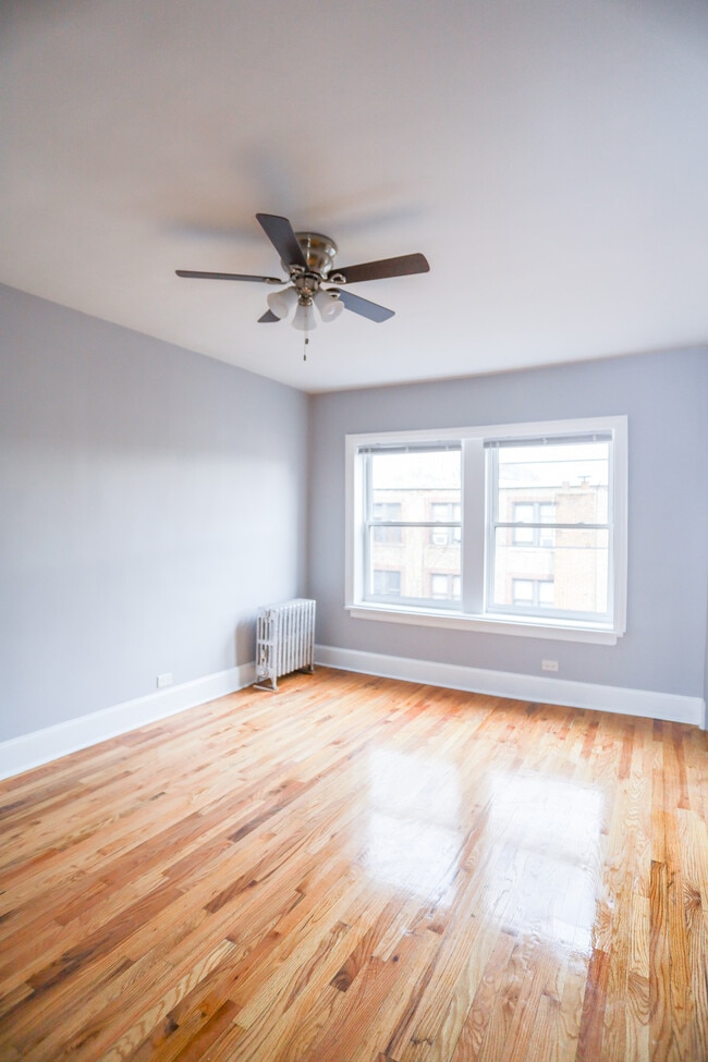 Photo - 6948 N Ashland Blvd Unit #307