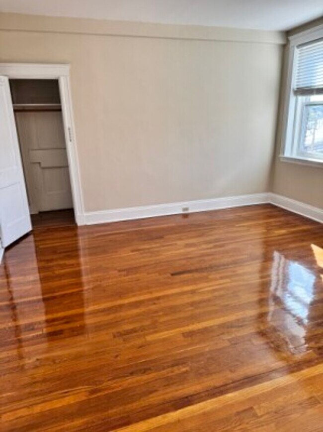 Photo - Allston Studio Apartment - 1/15