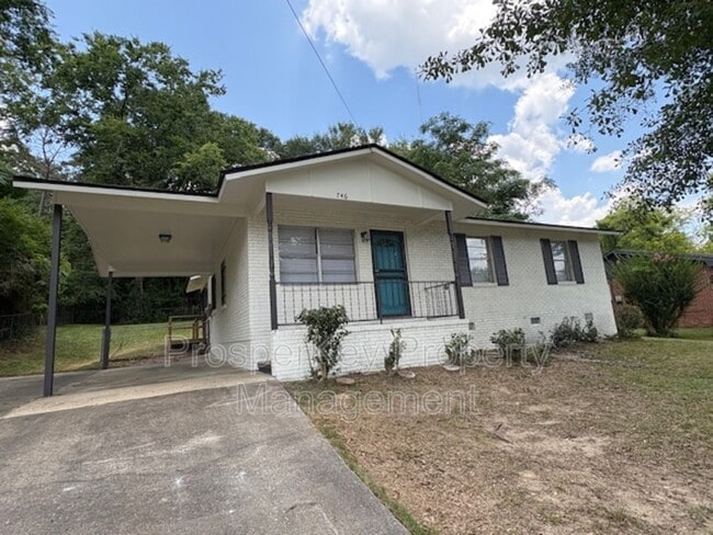 Photo - 746 Andrea Dr House