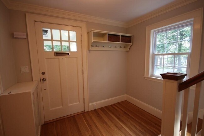 Photo - 30 Farmcrest Ave