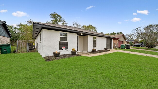 Photo - 11330 Murr Way