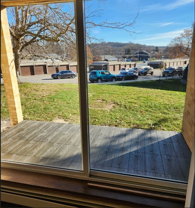 Photo - 358 Elton Hills Dr NW Unidad 12