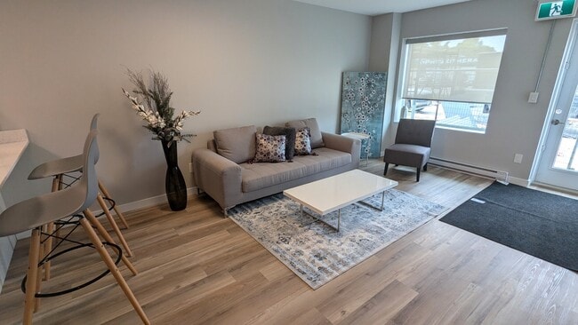 475 St Anne's Rd Unit 217