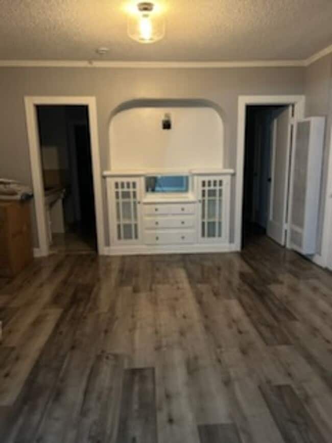 Photo - 1439-1441 West 53rd St. Unit 1441