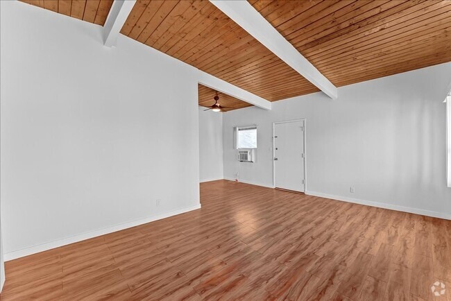Building Photo - 6114 Cahuenga Blvd Unit 08 Rental