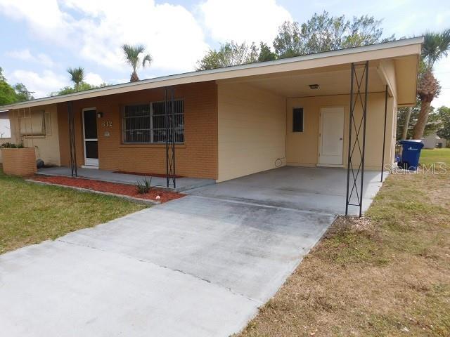 612 Shamrock Blvd