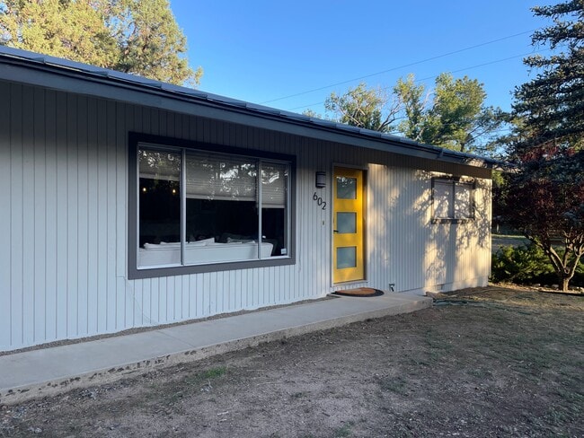 Photo - 602 Birch Dr House