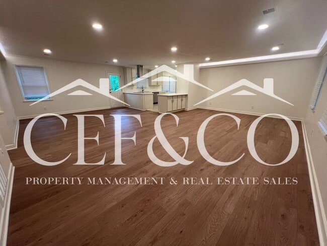 Photo - 225 State Rd S-42-9747