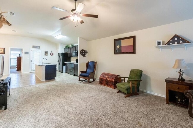 Photo - 14108 Avenue V