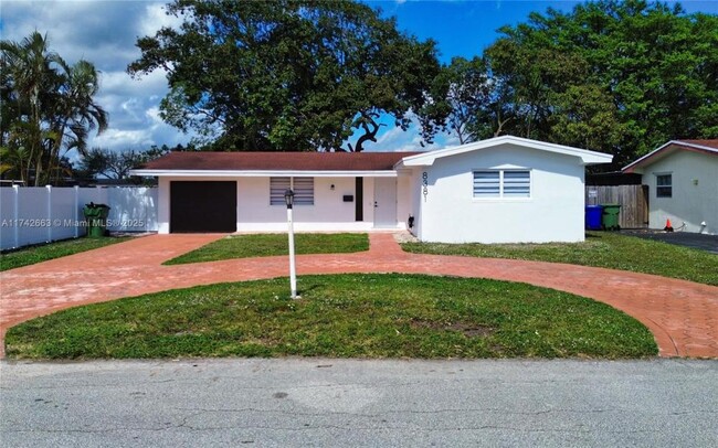 4 bedroom in Pembroke Pines FL 33024 - 4 bedroom in Pembroke Pines FL 33024 Condo