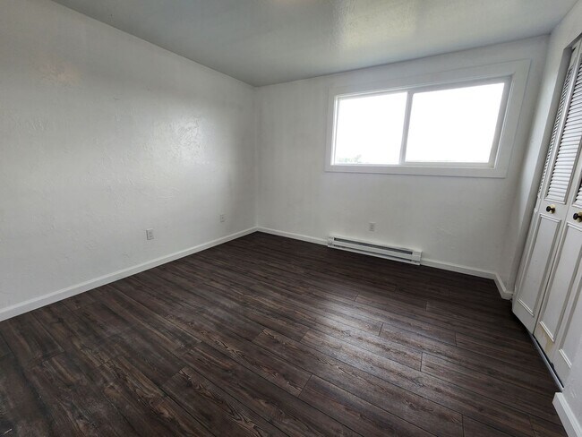 Photo - 660 Kelly St Unit 01
