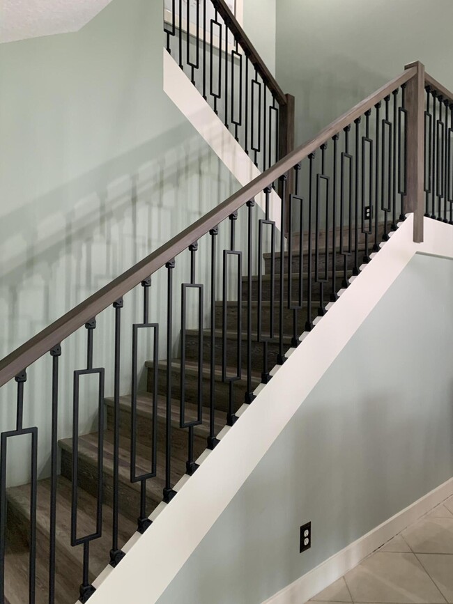 Photo - 10667 Lake Shore Dr