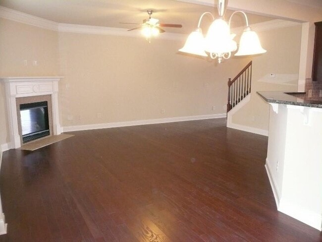 Photo - 780 Duberry St