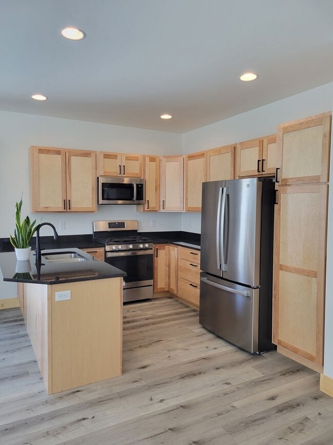 Photo - 3 Bed 2.5 Bath in Three Forks