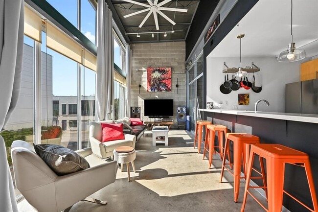 Building Photo - 4801 S Congress Ave Unit D3 Rental