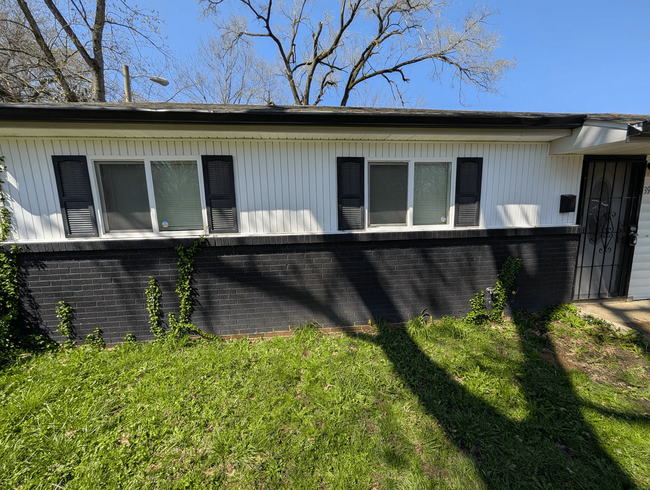 Photo - 3938 N Sheridan Ave House