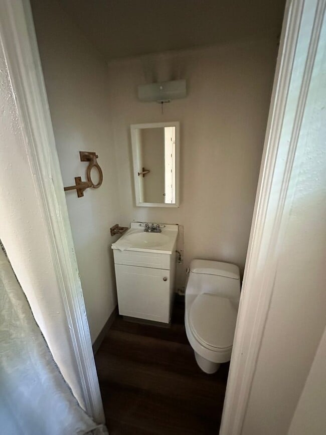 Photo - Lewis & Clark Graduate/Law Students ONLY Unidad Room 4