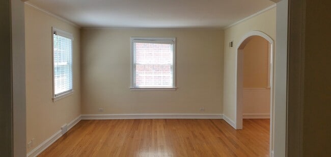 Photo - 2315 Hutchison Rd