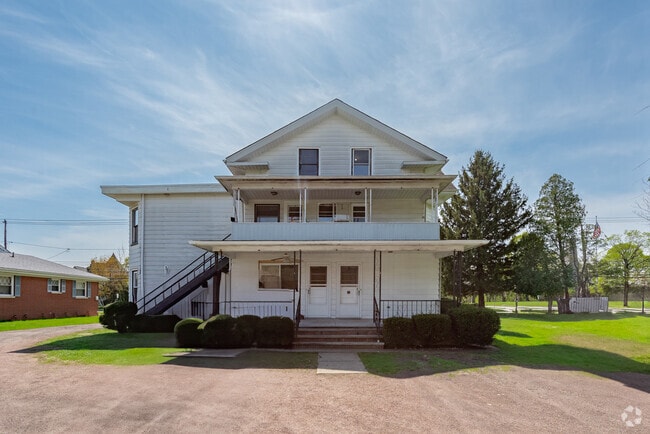 Building Photo - 691-693 Wyoming Avenue Unit 3 Upper Right Rental