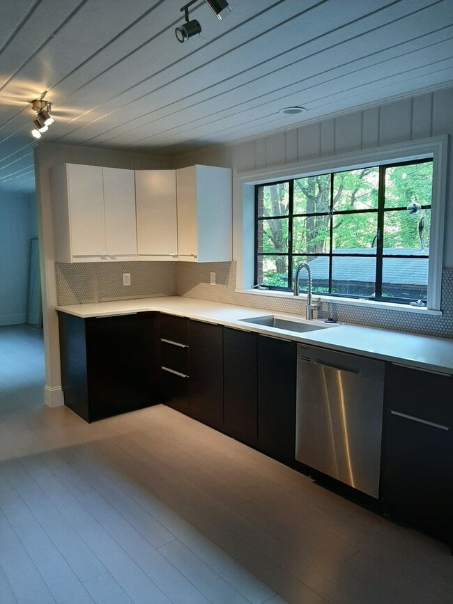 Photo - Ranch Home in Newton