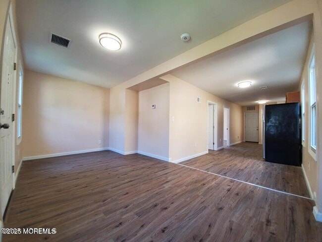 Photo - 116 Port Monmouth Rd Unit 1