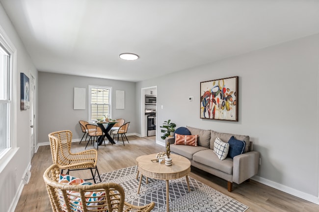 Photo - 105 Virginia Ave