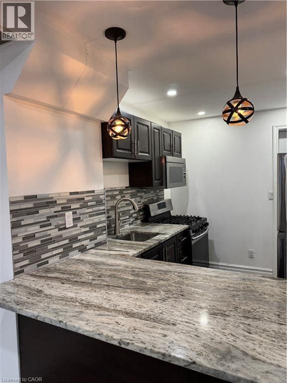 Photo - 1152 King St E