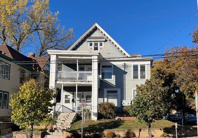 Photo - 900 W 22nd St Unit 901