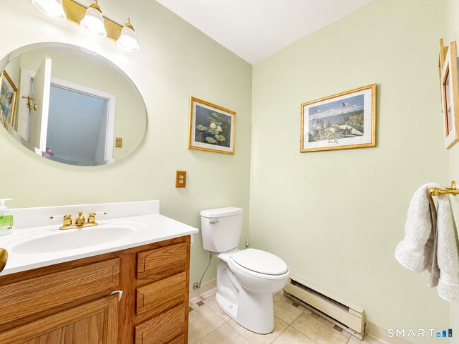 Photo - 925 Oronoke Rd Unit 13J