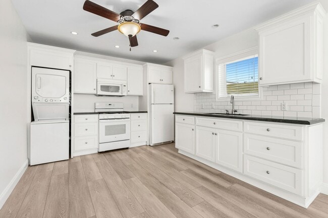 Photo - Private Guest House in Eastside Costa Mesa