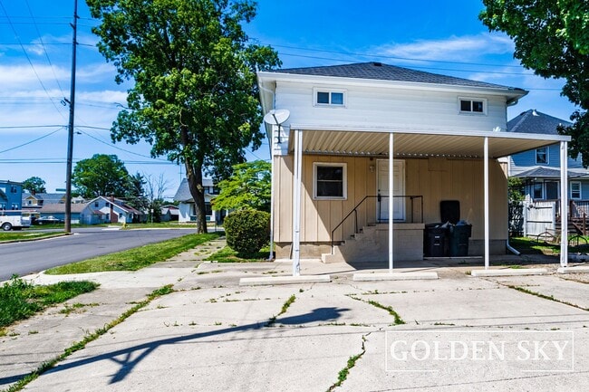 1925 W Jackson St Unidad 2