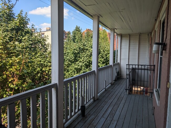 Photo - 802 Philadelphia St Unit 2