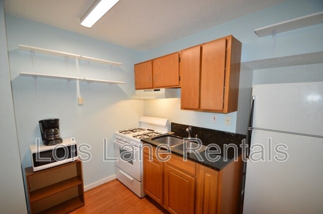 Photo - 51 Charlotte St Unit B