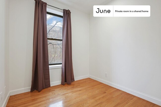 Photo - Room in Shared 4 bed/1 bath home Unit A