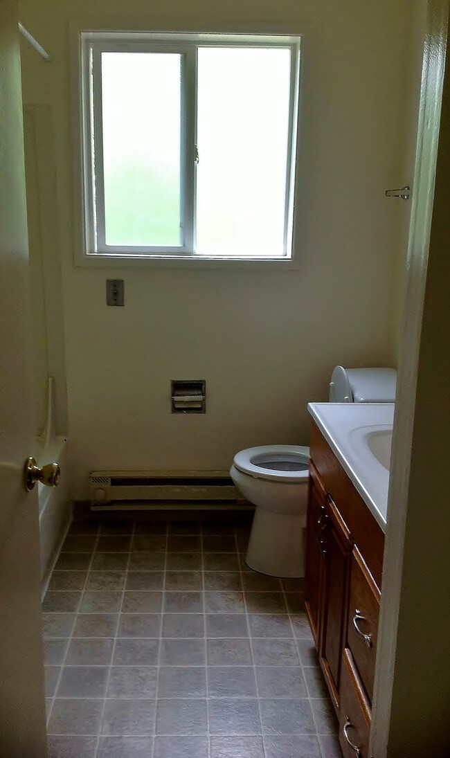 Photo - Churchill Gardens Apartments