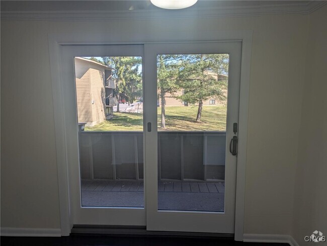 Building Photo - 308 Watertree Dr Rental