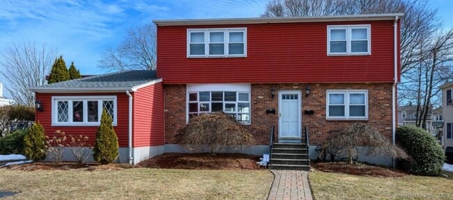 Building Photo - 146 Elizabeth Ann Dr Unit 2 Rental